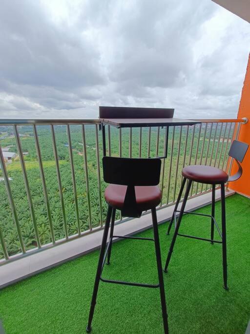 Joyful Sitiawan Skygarden Swimming Pool Apartment Seri Manjung Luaran gambar