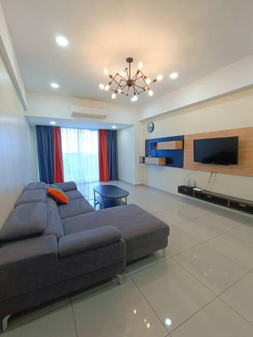 Joyful Sitiawan Skygarden Swimming Pool Apartment Seri Manjung Luaran gambar