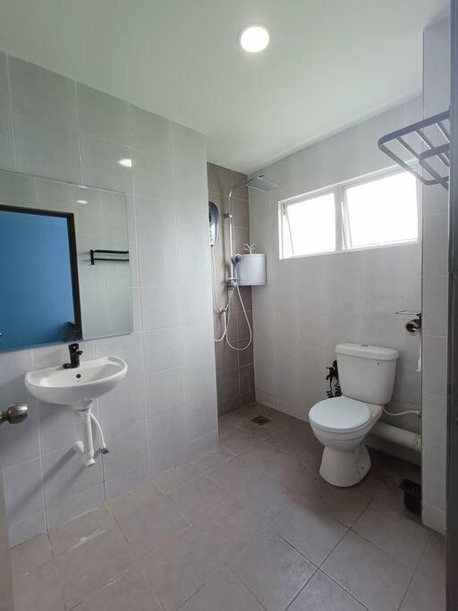 Joyful Sitiawan Skygarden Swimming Pool Apartment Seri Manjung Luaran gambar